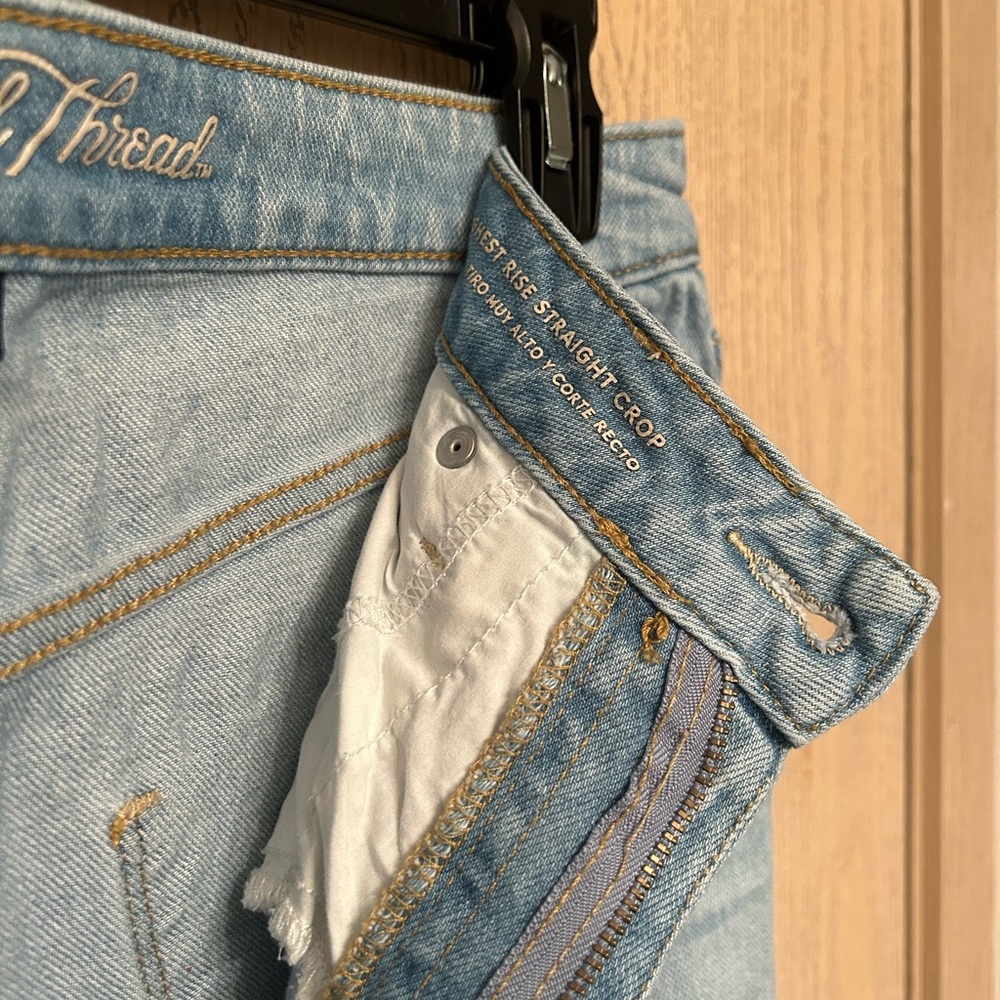 Highest Rise Strait Ripped Jeans - Picture 4 of 4